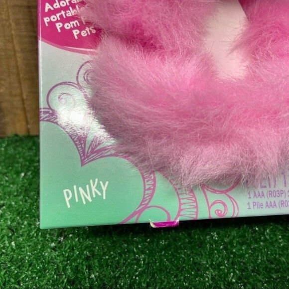 Pomsies: Pinky Plush Wearable Interactive Toy - Picture 3 of 6